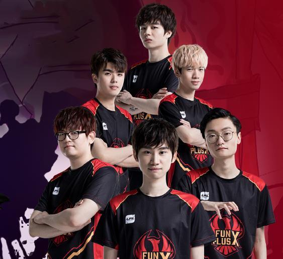 边后卫频频 边后卫频频