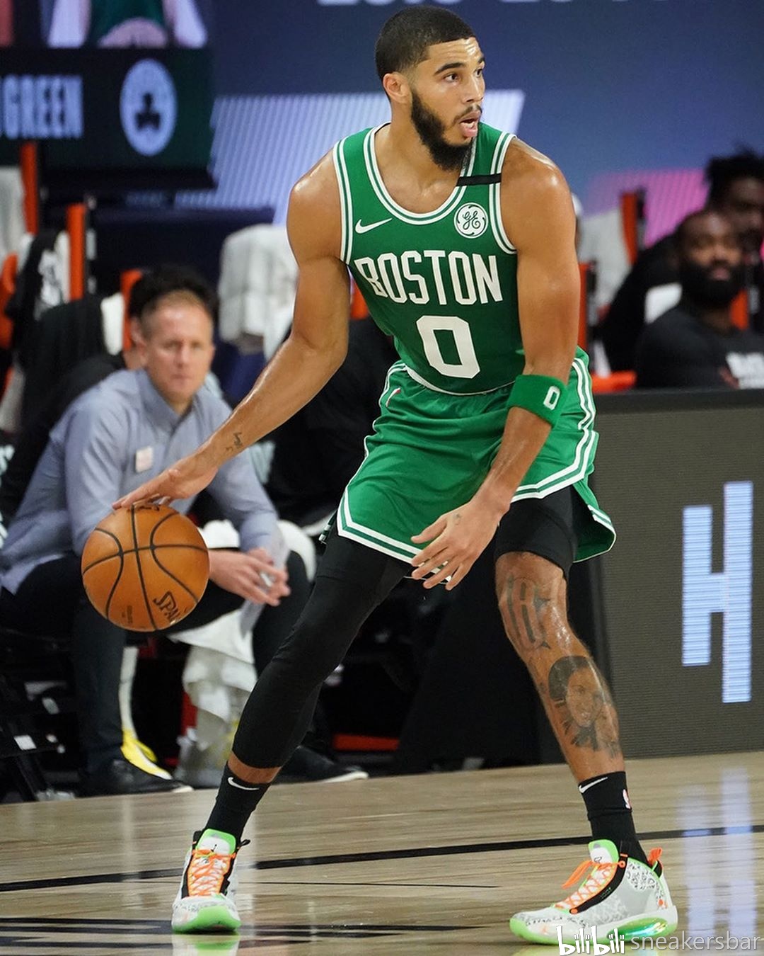 费尔南德斯 费尔南德斯