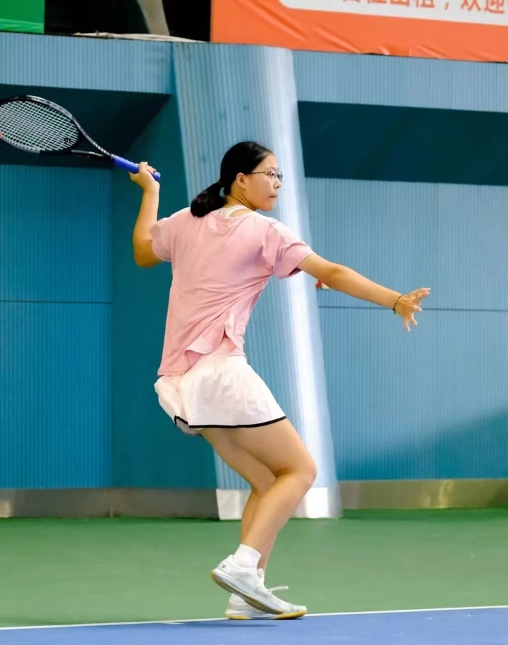 依然反映出 依然反映出