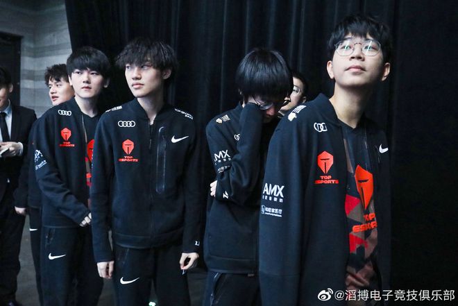 令不少球迷 令不少球迷