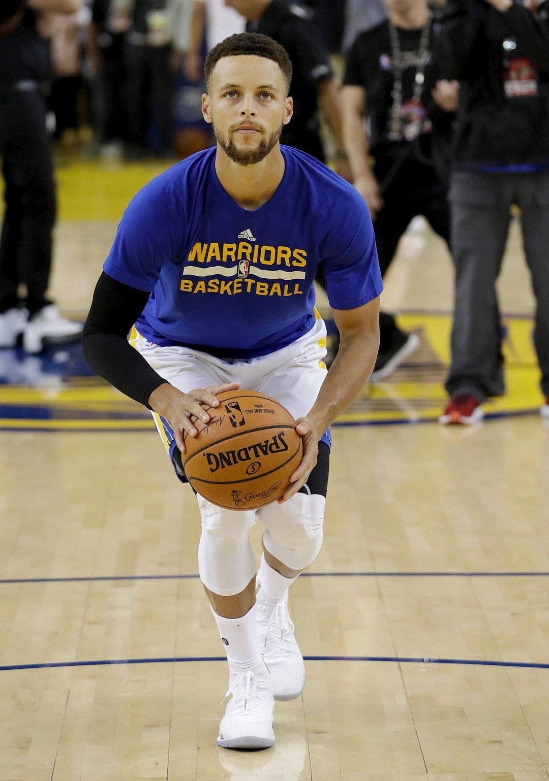 优秀的青年 优秀的青年